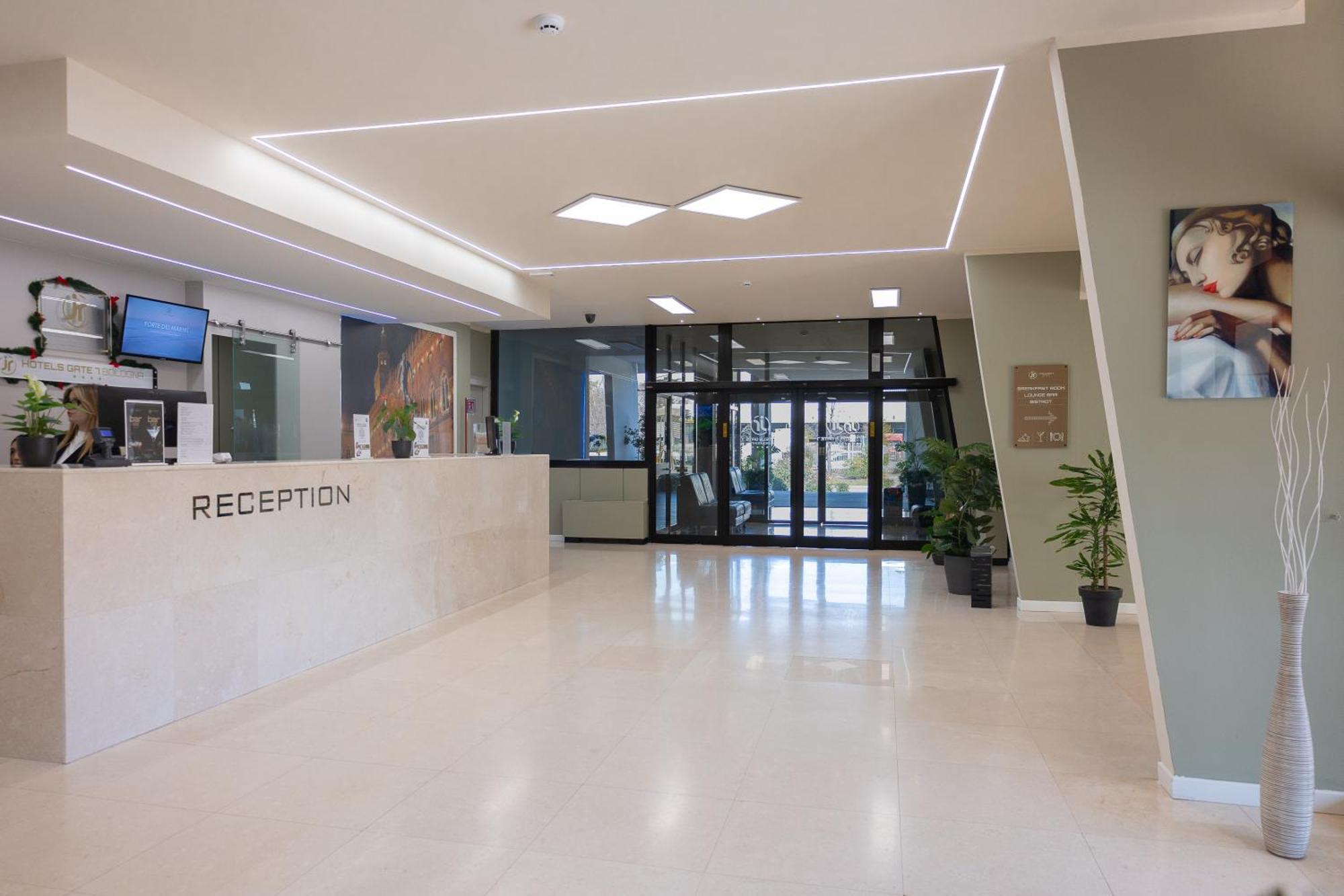 Jr Hotels Gate 7 Bologna Calderara di Reno Ngoại thất bức ảnh