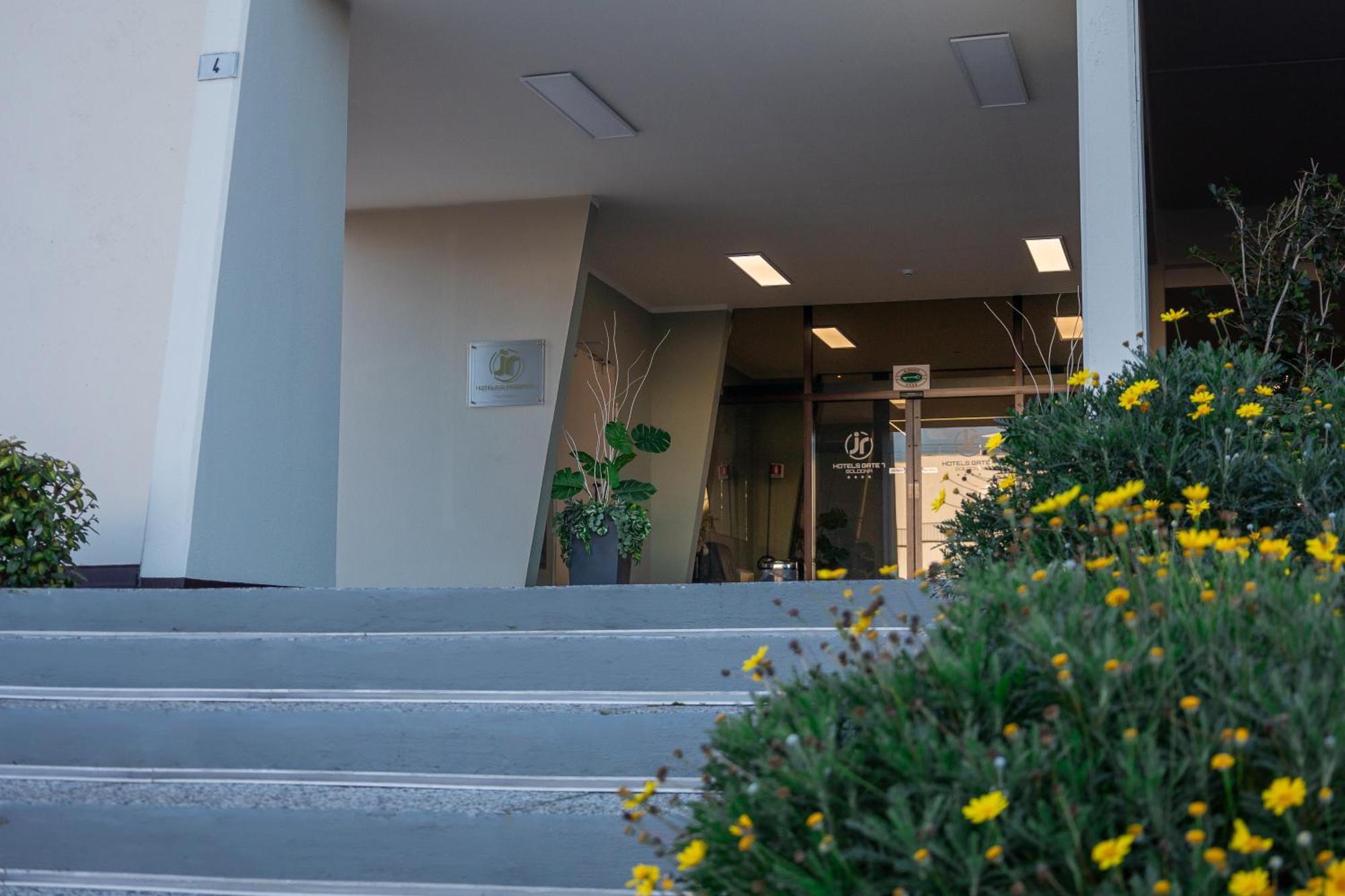 Jr Hotels Gate 7 Bologna Calderara di Reno Ngoại thất bức ảnh