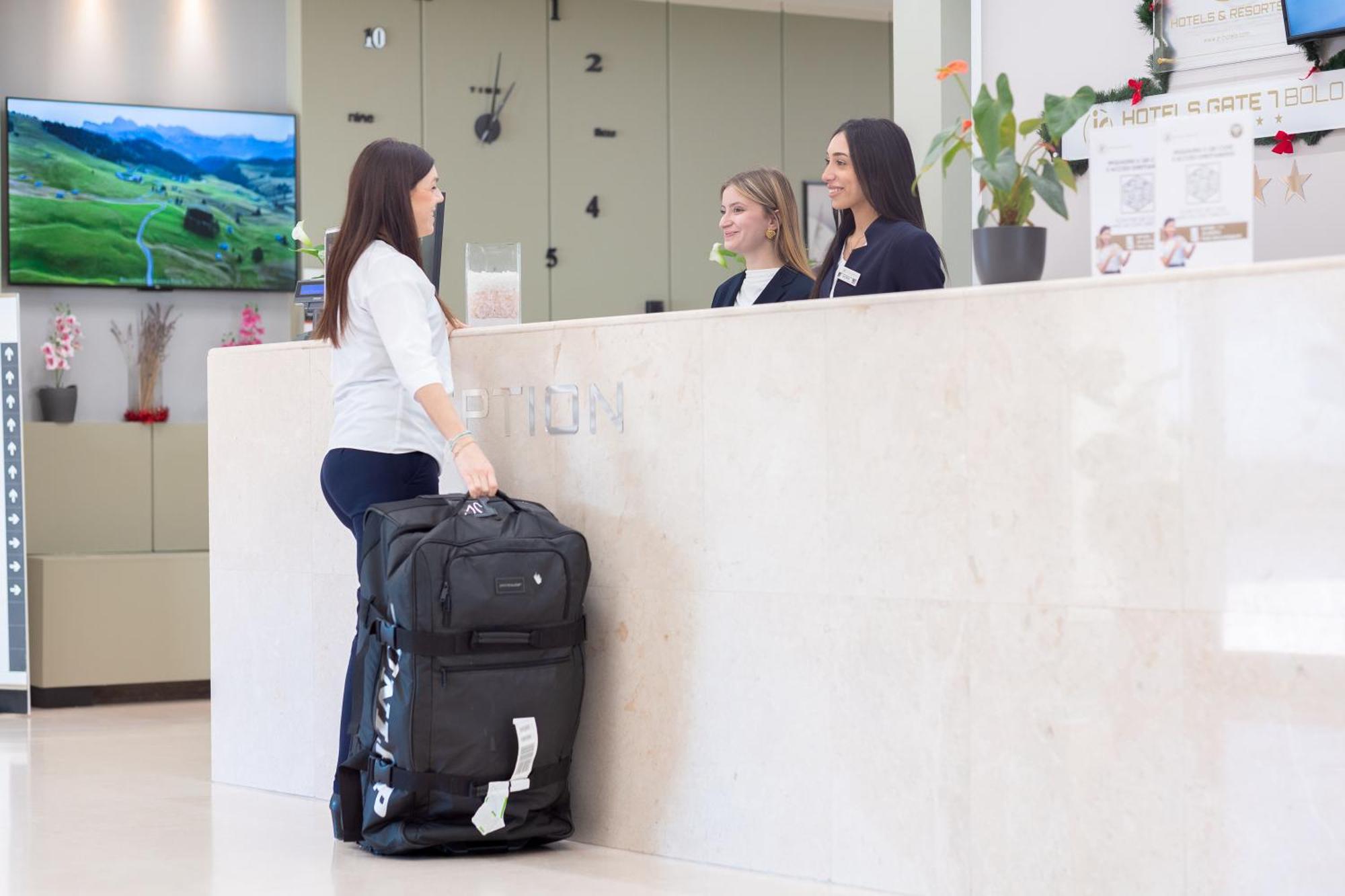 Jr Hotels Gate 7 Bologna Calderara di Reno Ngoại thất bức ảnh